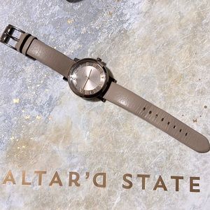 MK nude leather watch
